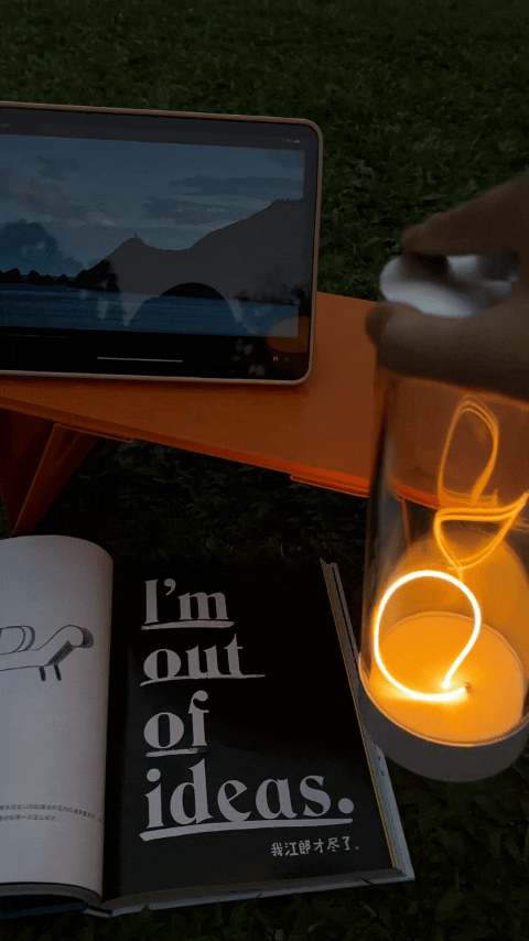 Magnetic lamp light